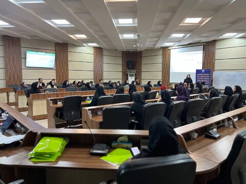 دوره ۱۶ ساعته «مهارت‌های کارآفرینی، حمایت‌طلبی و مشارکت اجتماعی» در چارچوب برنامه توانبخشی مبتنی بر جامعه (CBR)