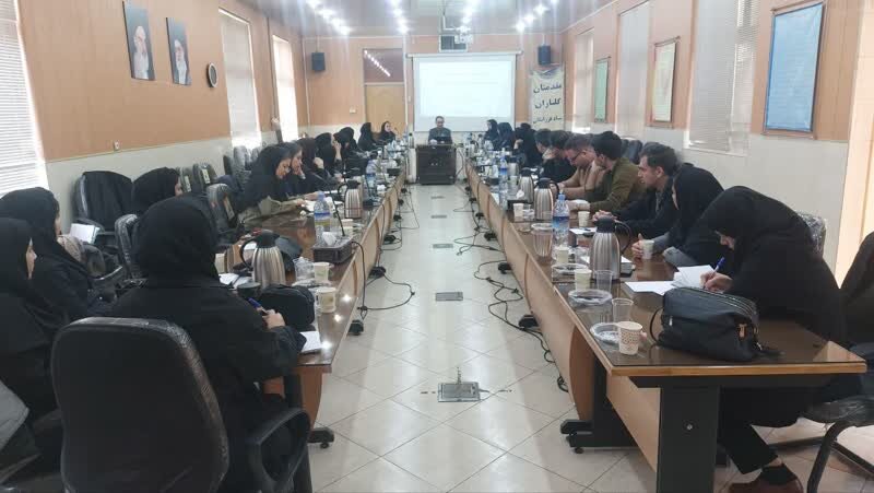 برگزاری دوره آموزشی دو روزه مداخله در بحران خودکشی ویژه کارشناسان اورژانس اجتماعی