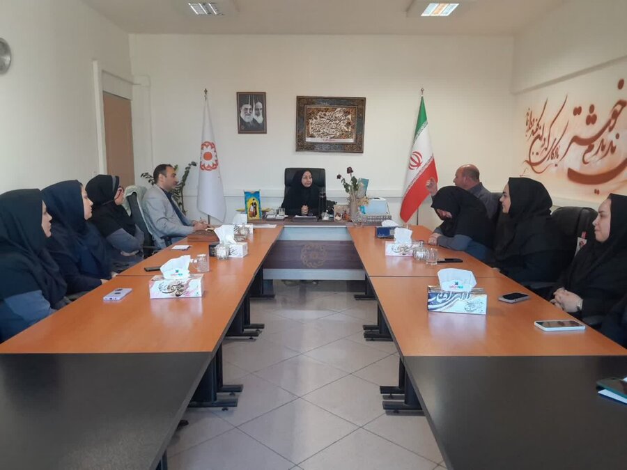 دیدار مدیرکل بهزیستی استان قزوین با کارکنان بوئین‌زهرا
