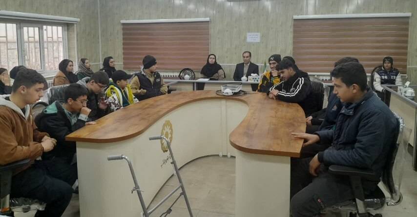 برگزاری جلسه پارلمان دانش آموزی در بهزیستی شهرستان میاندوآب