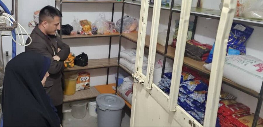 بازدید شبانه رئیس بهزیستی شاهین‌دژ از مرکز بازتوانی میان‌مدت اعتیاد «زندگی دوباره»