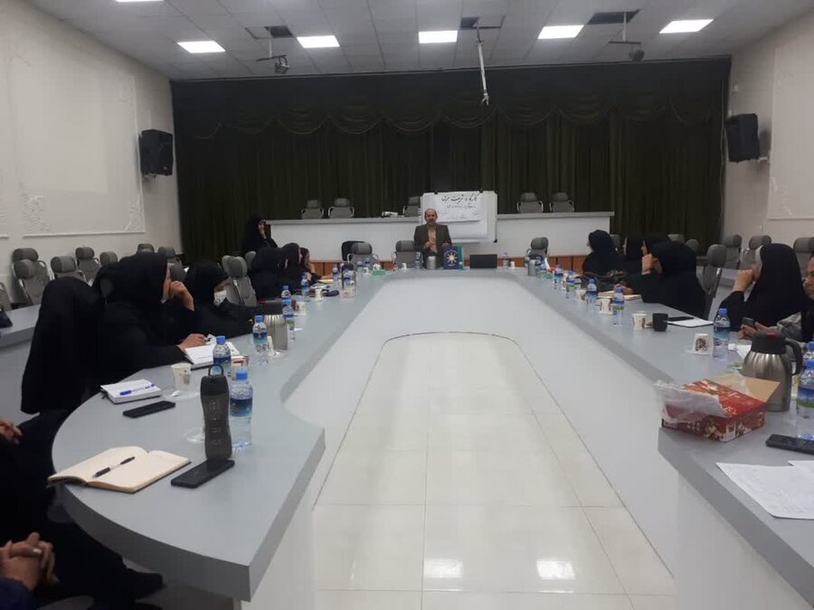 گامی مؤثر در توانمندسازی همیاران محلی