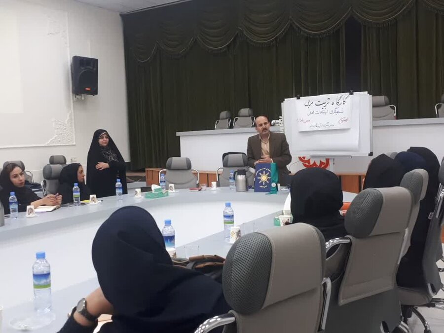 گامی مؤثر در توانمندسازی همیاران محلی