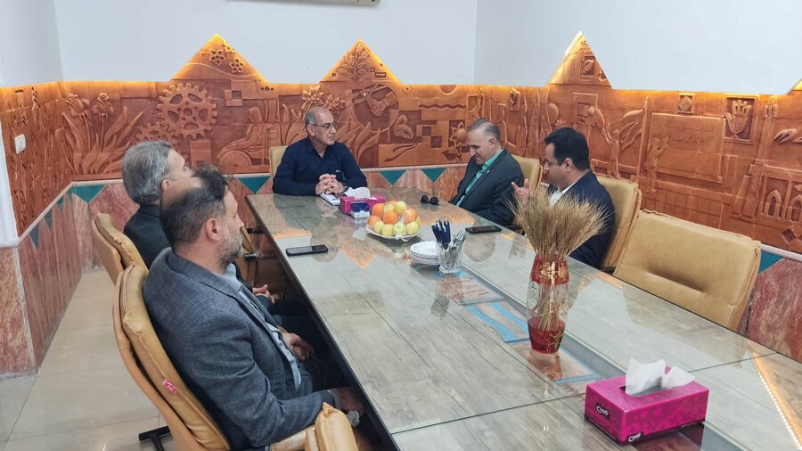دیدار سرپرست بهزیستی فارس با مدیرعامل صندوق قرض‌الحسنه هاشمی‌زاده و بررسی پروژه مسکن جامعه هدف