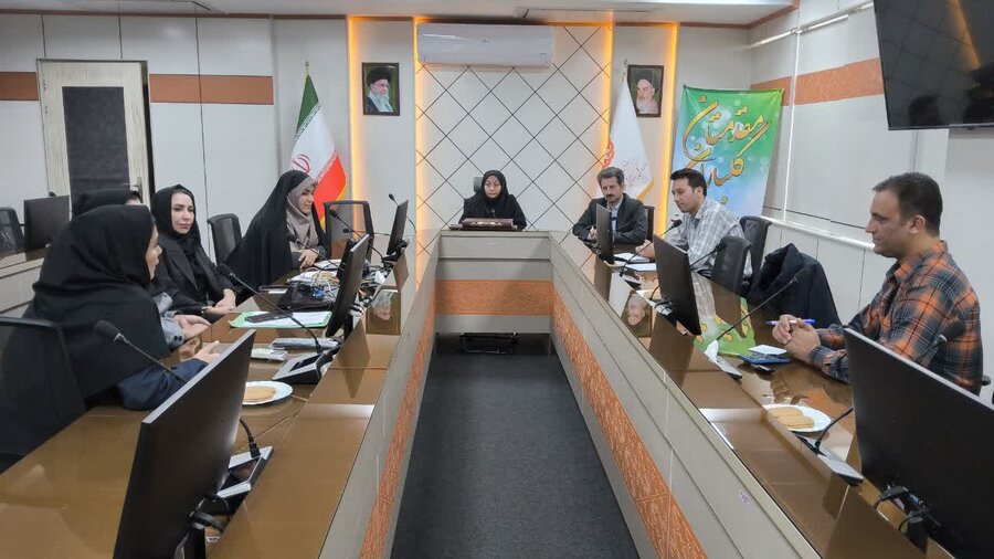 نشست هم‌اندیشی مدیرکل بهزیستی استان قزوین با مؤسسات فعال در حوزه اعتیاد