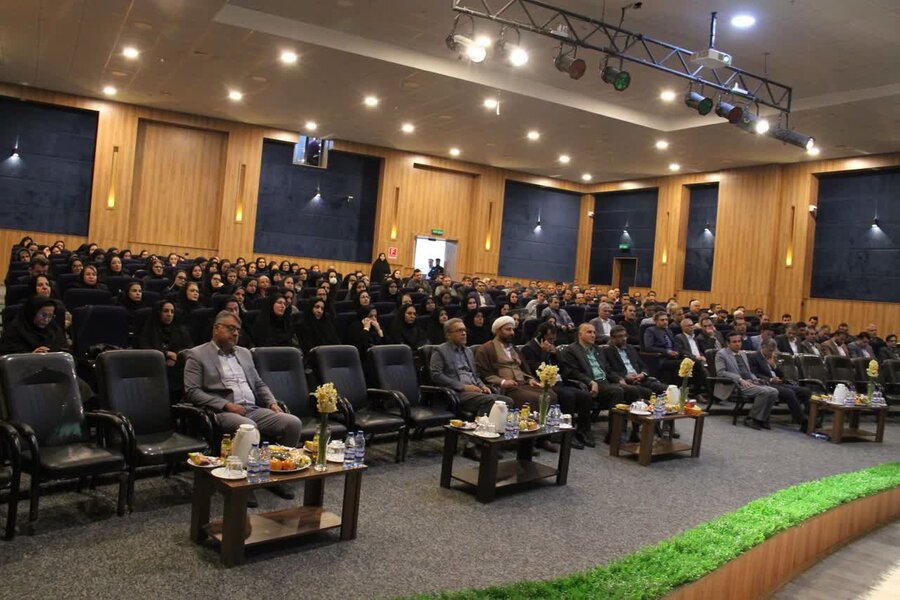 همایش تبیینی با موضوع «حوادث اخیر و تحولات منطقه‌ای و بین‌الملل» 