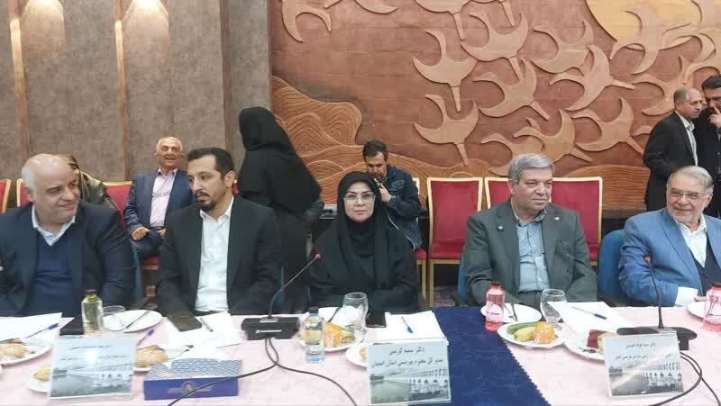 آغاز نشست تخصصی تأسیس شعبه استانی «مجمع خیرین حامی افراد دارای معلولیت» در اصفهان