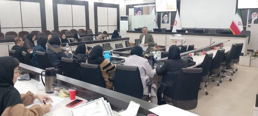 کارگاه آموزشی پیشگیری از خشونت و آزار جنسی در کودکان در سنندج برگزار شد 
