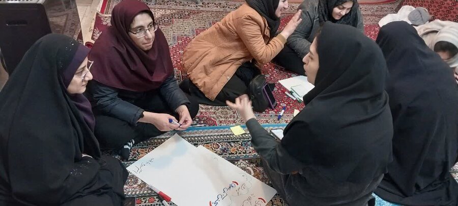 کارگاه‌های آموزشی و عملی مشارکت اجتماعی زنان ایران (مازا) در شهرستان بیجار برگزار شد 
