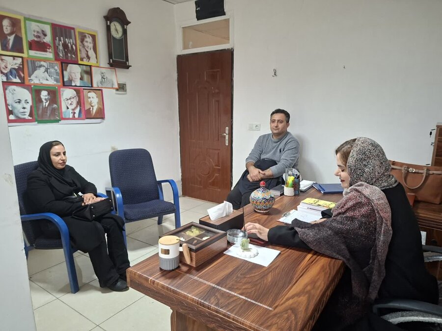 بازدید سرزده رئیس و کارشناسان بهزیستی کامیاران از مراکز مشاوره
