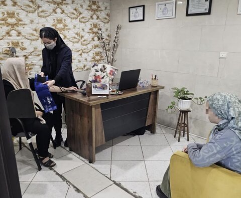 ویزیت رایگان پزشک ویژه مددجویان بهزیستی شهرستان کرج