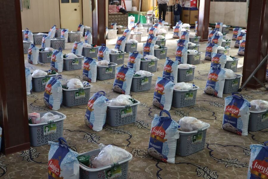 به مناسبت فرارسیدن ماه مبارک رمضان، مجمع خیرین میعاد اقدام به توزیع ۵۰۰ بسته معیشتی میان خانواده‌های نیازمند کرد