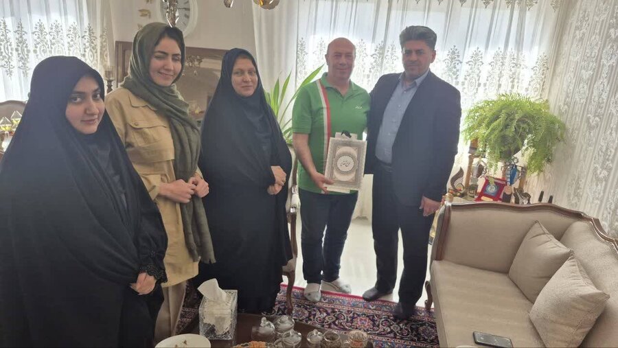 شهرری | دیدار با معلول ورزشکار و مدال آور