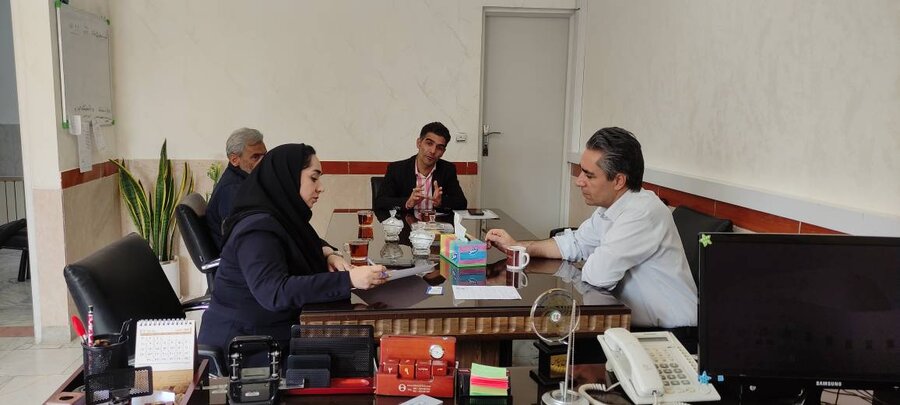 قرچک l دیدار نمایندگان روابط عمومی انجمن NA با سرپرست اداره