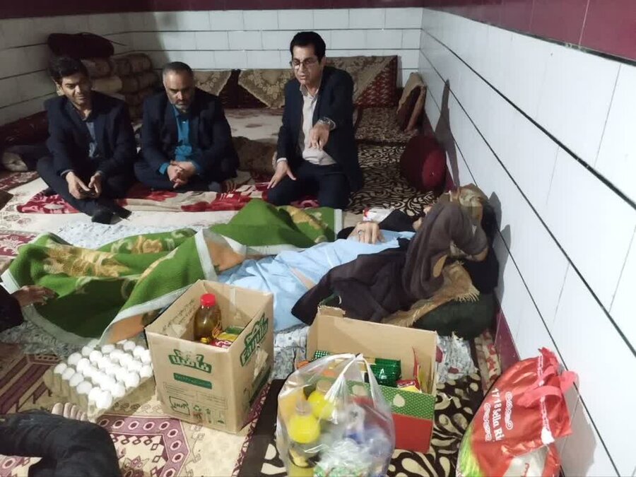 عیادت رئیس بهزیستی نرماشیر از مددجوی تحت پوشش بهزیستی