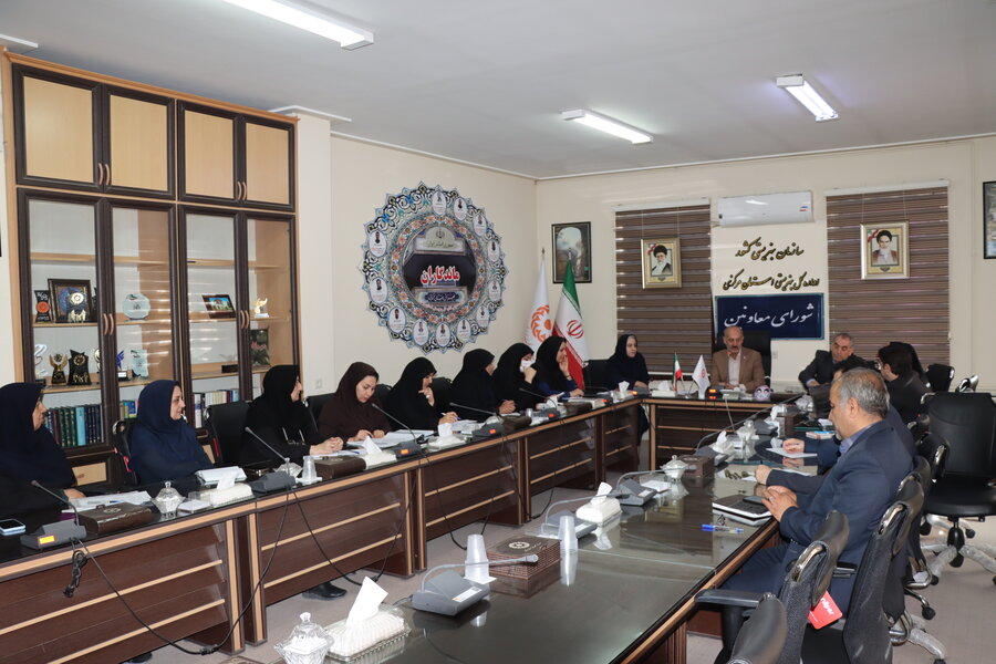  بررسی وضعیت اعتبارات و عملکرد واحدها در جلسه شورای معاونین با تأکید بر ارتقای بهره‌وری اداری