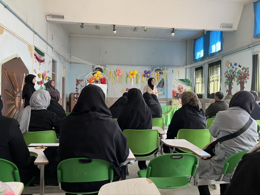 آموزش مهارت‌های زندگی به والدین دانش‌آموزان استثنایی در بهار