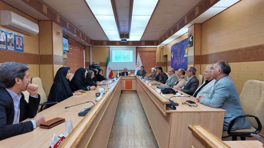 تجلیل از کارکنان شرکت‌کننده در پویش ورزشی «یک حرکت بیشتر»