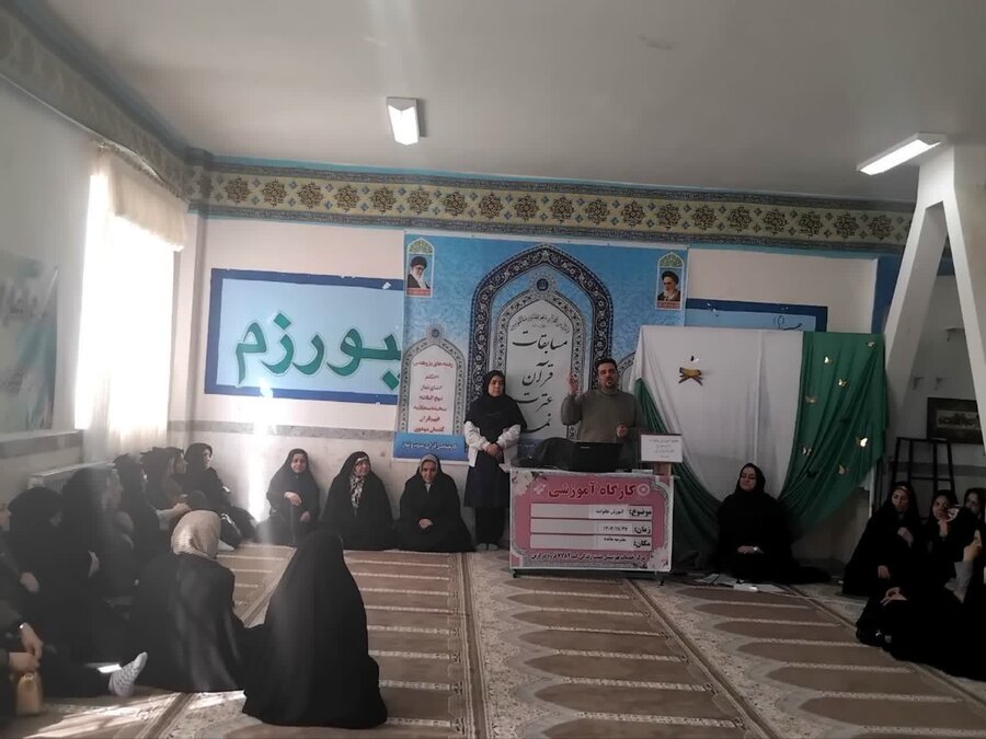 بازدید میدانی مسئول نمایندگی بهزیستی درگزین از اجرای طرح آموزش خانواده در مدارس شهرستان