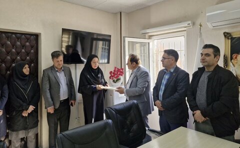 کرج | مسئول جدید دفتر توسعه کارآفرینی بهزیستی شهرستان کرج منصوب شد