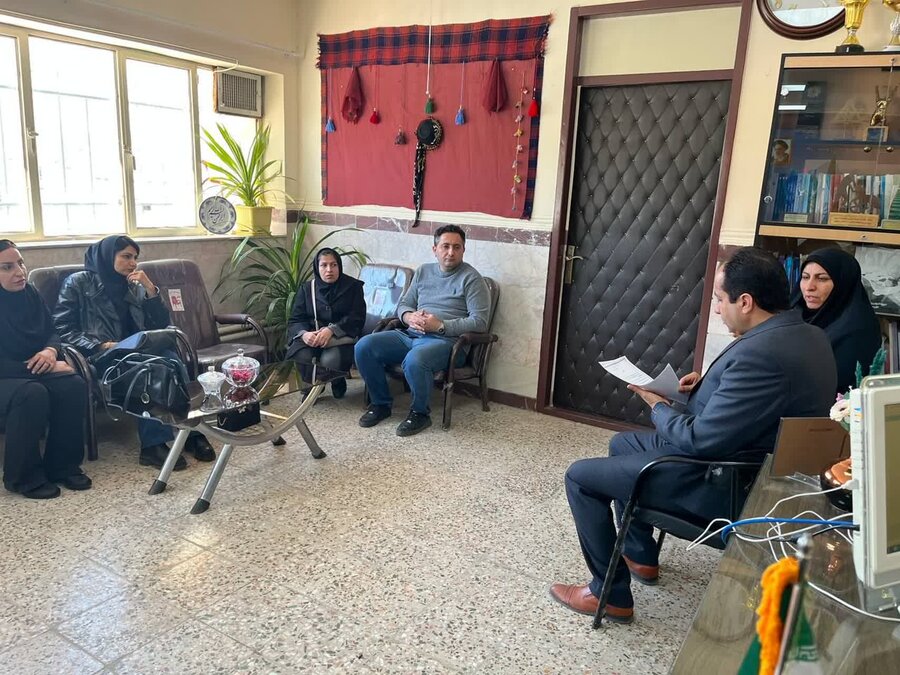 تاکید بر توسعه همکاری‌های آموزشی در دیدار روسای بهزیستی و آموزش و پرورش کامیاران
