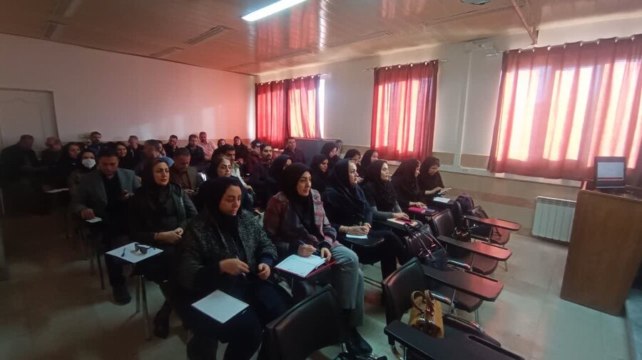 دوره آموزشی توجیهی بدو خدمت کارکنان جدیدالاستخدام بهزیستی کردستان برگزار شد 