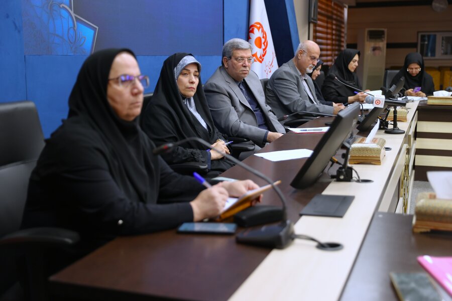 نشست با خانواده های دارای فرزند اتیسم