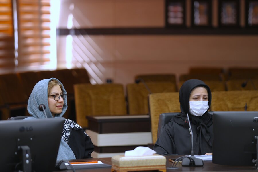 نشست با خانواده های دارای فرزند اتیسم