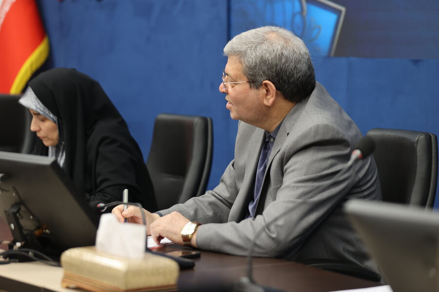 نشست با خانواده های دارای فرزند اتیسم