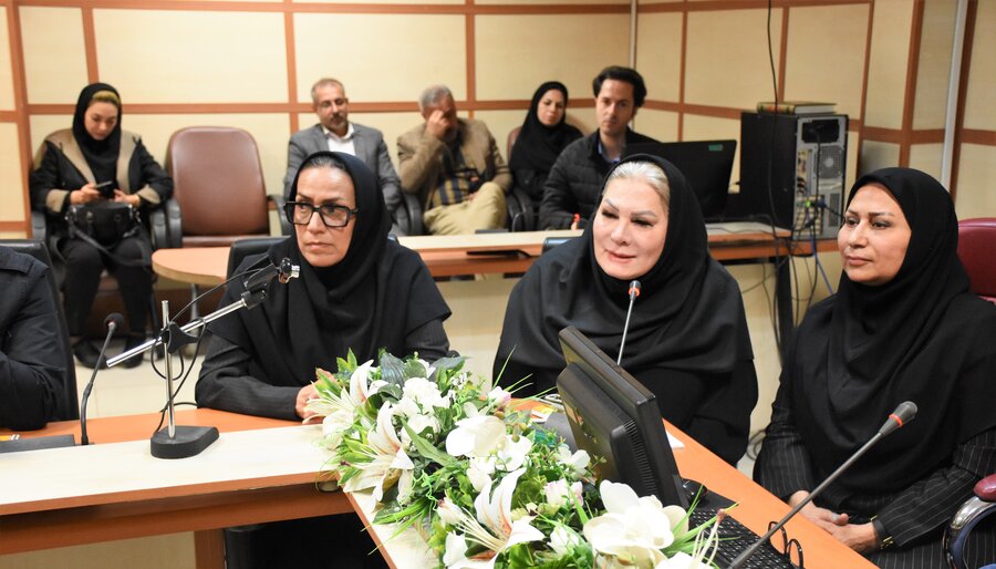 مثبت ماه - سلام‌محله