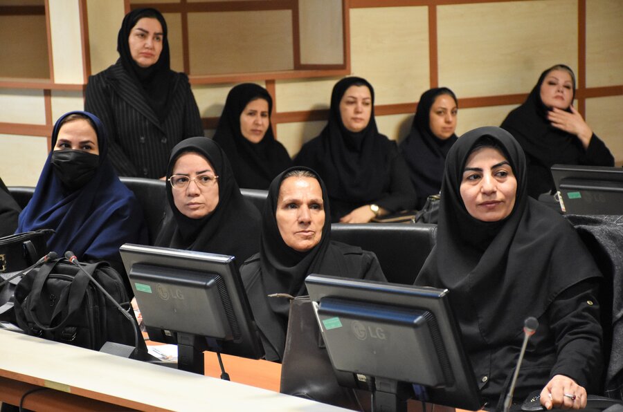 مثبت ماه - سلام‌محله