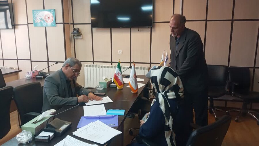 دیدار چهرهبهچهره مدیرکل اداره کل بهزیستی استان کردستان با جامعه هدف