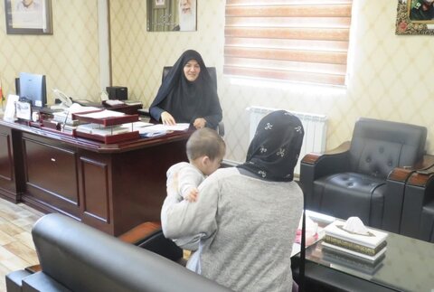 در راستای طرح تکریم ارباب رجوع و ولی نعمتان بهزیستی/ملاقات مردمی مدیرکل بهزیستی البرز با جمعی از جامعه هدف محترم برگزار شد