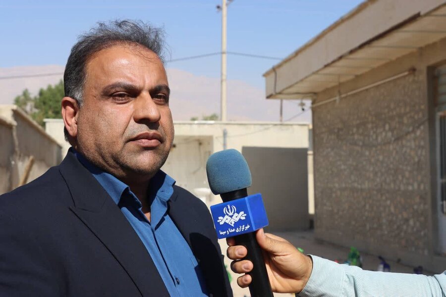 دشتی| توزیع ۲۴۰ بسته معیشتی ویژه جامعه هدف بهزیستی شهرستان دشتی همزمان با ماه مبارک رمضان