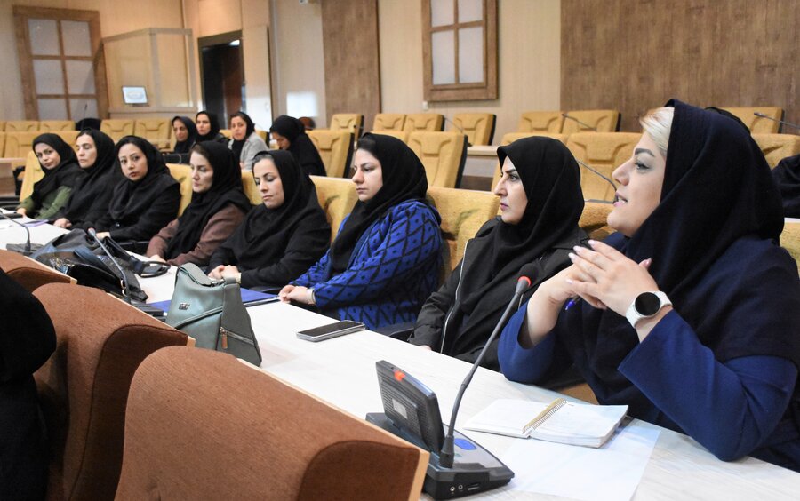 نشست شورای توانبخشی مبتنی بر جامعه و مراکز مثبت زندگی