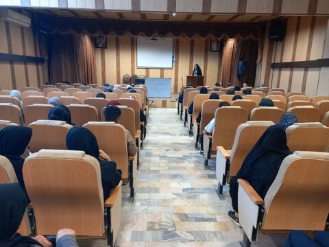 گزارش تصویری| برگزاری نشست پارلمان دانش‌آموزی و انتخابات هیئت دانش‌آموزان در بهزیستی ملایر