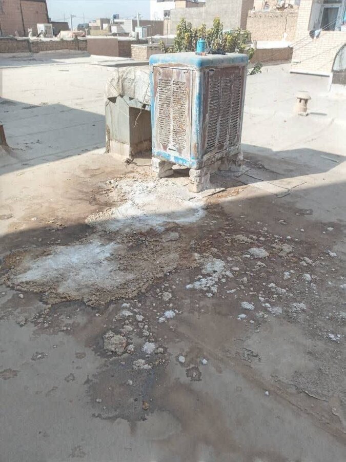 قرچک I اجرای پروژه ایزوگام منزل خانواده توانخواه در روستای قشلاق جیتو با همت جهادگران