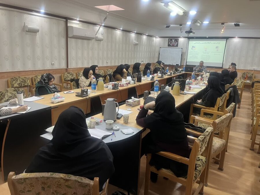 برگزاری کارگاه آموزشی پروتکل زوج درمانی ویژه مشاوران و درمانگران مراکز مشاوره تحت نظارت بهزیستی