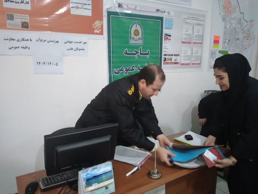 اولین میز خدمت جهادی ویژه تعیین تکلیف مشمولان توانخواه غایب در مریوان برگزار شد 