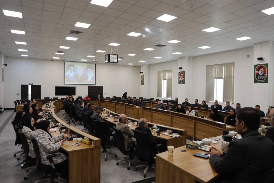 پردیس | برگزاری جلسه مجمع سلامت شهرستان  با تاکید بر مشارکت ساختارمند و همدلی همه جانبه و محله محور برای ارتقا سلامت جامعه و شهروندان