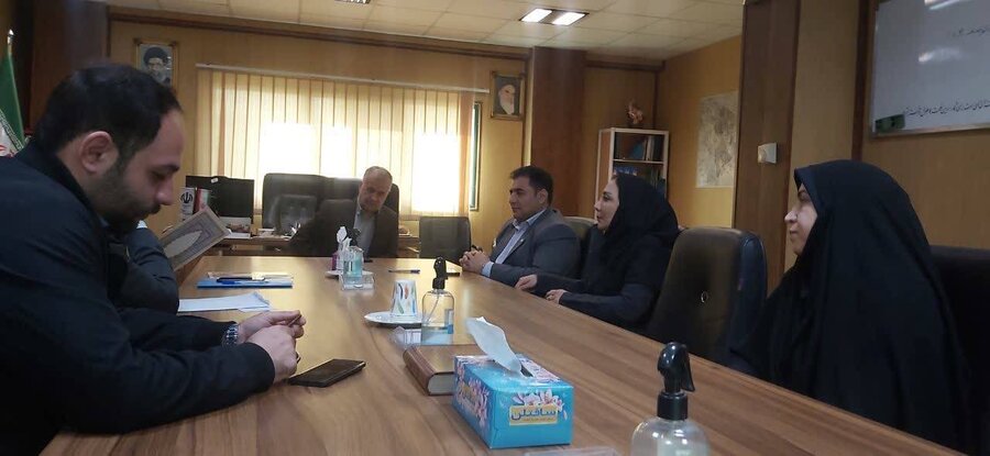 اسلامشهر| برگزاری جلسه تشکل‌های مردم‌نهاد، امور خیریه و سمن‌ها در فرمانداری