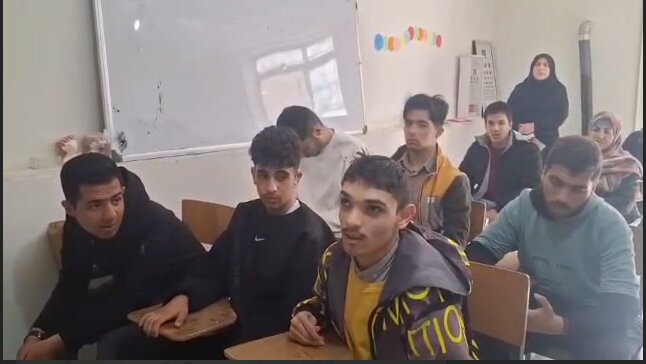 فیلم | برگزاری پارلمان شورای دانش‌آموزی مدارس استثنایی در بهار