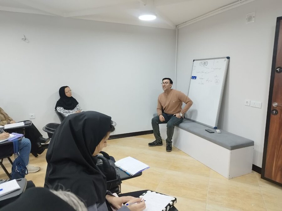 گزارش تصویری | کارگاههای ۱۰ روزه بهزیستی شهرستان بهار برای روانشناسان همدان آغاز شد