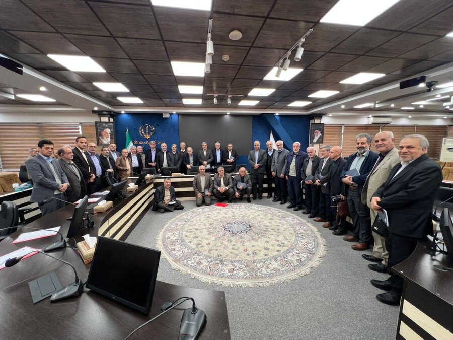 نقش کلیدی فرهنگیان بازنشسته در گذار به سالمندی سالم و فعال