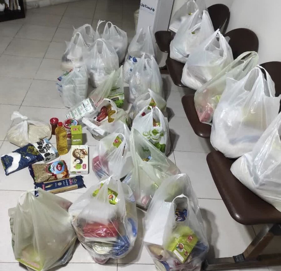 کرج | اهداء بسته‌های معیشتی ویژه ماه مبارک رمضان