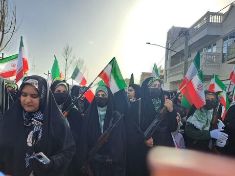 آ-شرقی..