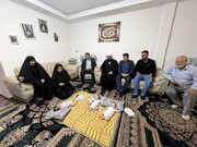 پاکدشت | بازدید مسئولان شهرستان از منزل خانواده دارای فرزند چندقلو