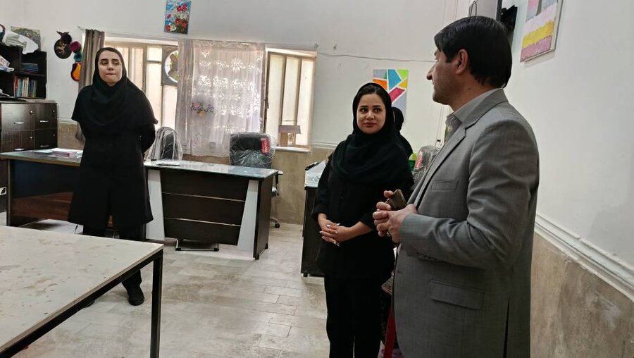 بازدید مدیر کل از مرکز طلیعه مهر