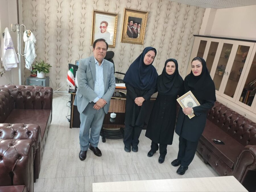 کرج | تقدیر از تسهیلگر برتر حوزه توانمندسازی و اشتغال بهزیستی