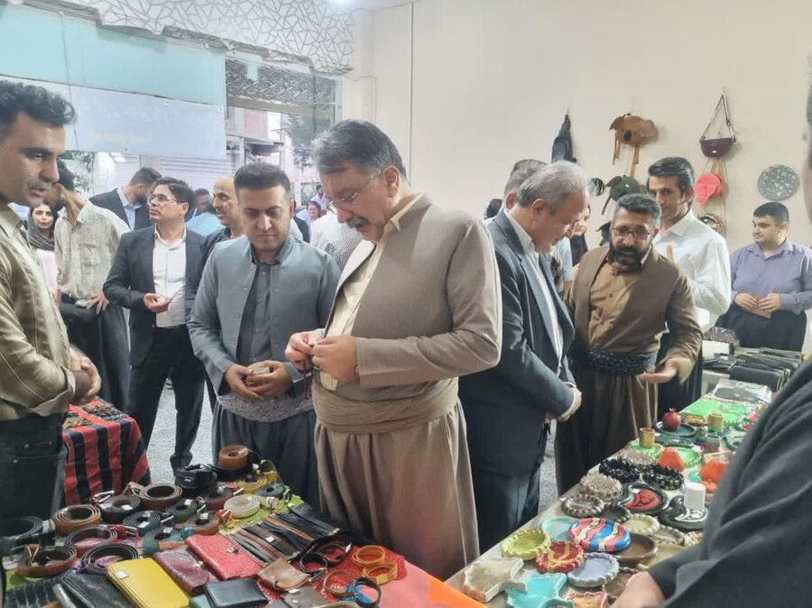 نمایشگاه صنایع دستی حرفه‌آموزان مرکز پویا در بانه برپا شد
